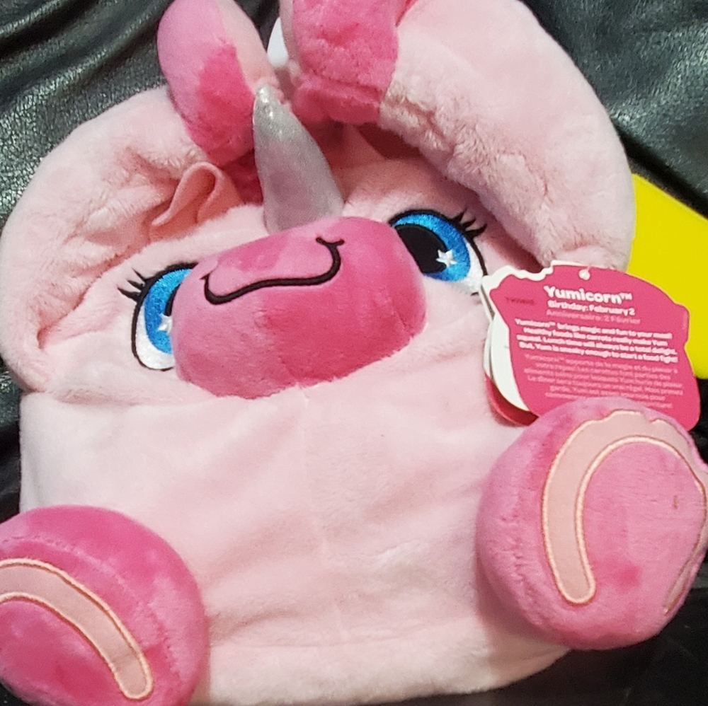 BACK TO SCHOOL!!! Lunch Pets "Yumicorn" Lunch Bag Insulated. All 3 for $25